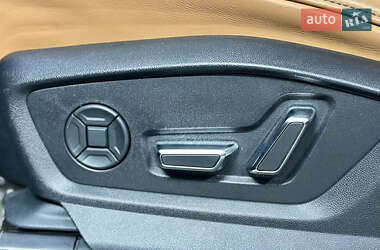 Внедорожник / Кроссовер Audi RS Q8 2020 в 
