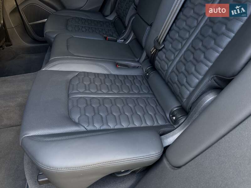Позашляховик / Кросовер Audi RS Q8 2023 в Києві фото 47 Позашляховик / Кросовер Audi RS Q8 2023 в Києві