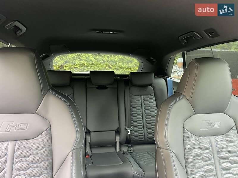 Позашляховик / Кросовер Audi RS Q8 2025 в Києві фото 22 Позашляховик / Кросовер Audi RS Q8 2025 в Києві