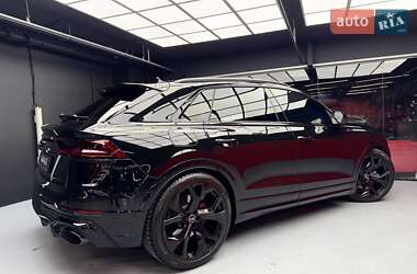 Внедорожник / Кроссовер Audi RS Q8 2023 в 