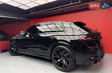 Внедорожник / Кроссовер Audi RS Q8 2023 в 