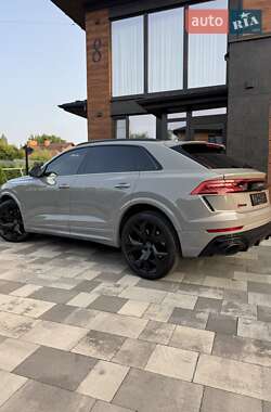 Внедорожник / Кроссовер Audi RS Q8 2022 в 