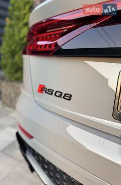 Внедорожник / Кроссовер Audi RS Q8 2022 в 