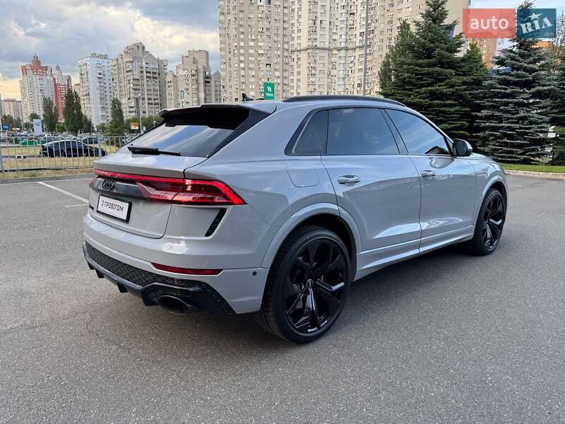 Внедорожник / Кроссовер Audi RS Q8 2021 в Киеве