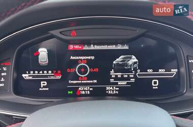 Внедорожник / Кроссовер Audi RS Q8 2021 в 