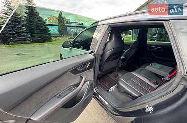 Внедорожник / Кроссовер Audi RS Q8 2021 в 