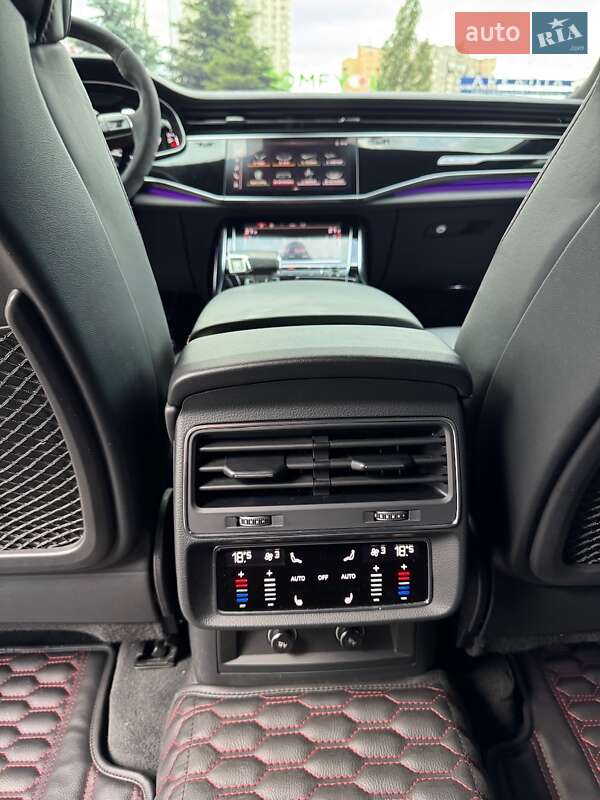 Внедорожник / Кроссовер Audi RS Q8 2021 в Киеве