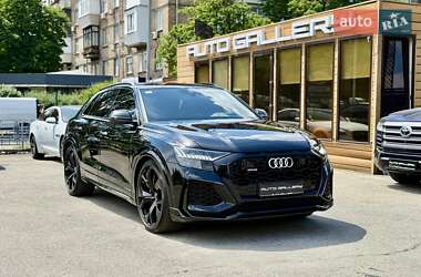 Позашляховик / Кросовер Audi RS Q8 2021 в 