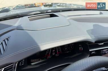 Позашляховик / Кросовер Audi RS Q8 2021 в 