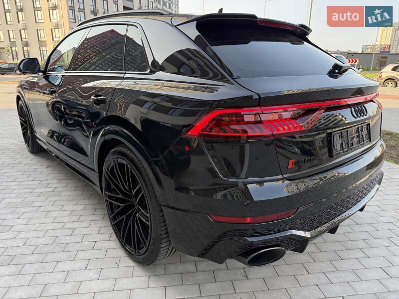 Внедорожник / Кроссовер Audi RS Q8 2024 в Киеве