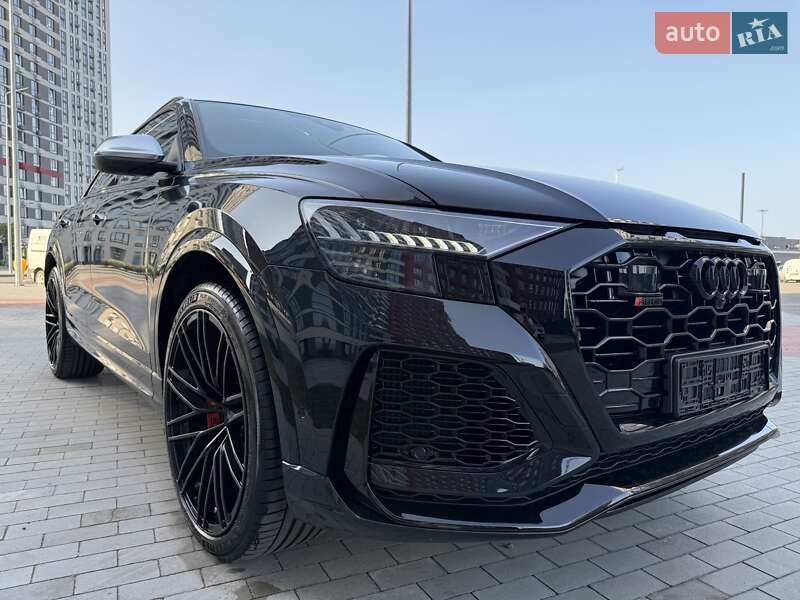 Внедорожник / Кроссовер Audi RS Q8 2024 в Киеве