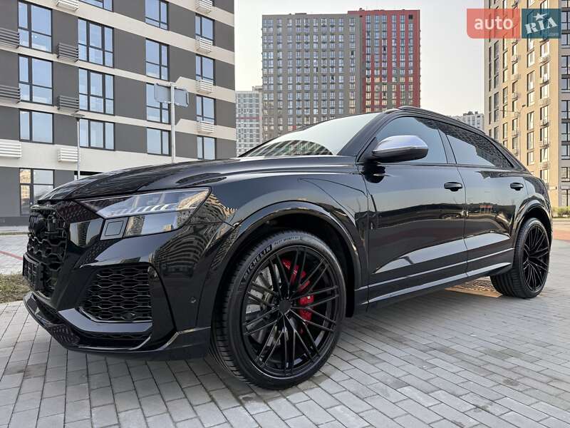 Внедорожник / Кроссовер Audi RS Q8 2024 в Киеве