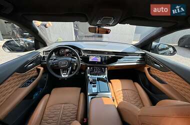 Внедорожник / Кроссовер Audi RS Q8 2020 в 