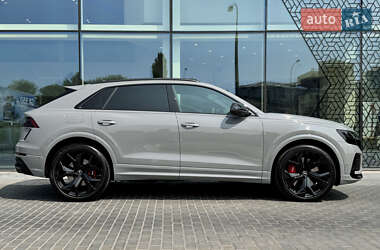 Внедорожник / Кроссовер Audi RS Q8 2023 в 