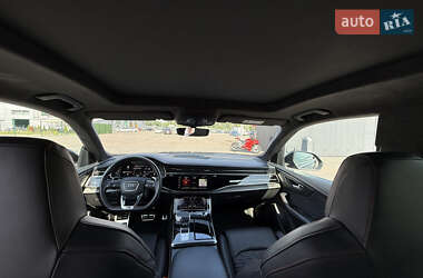 Внедорожник / Кроссовер Audi RS Q8 2020 в 