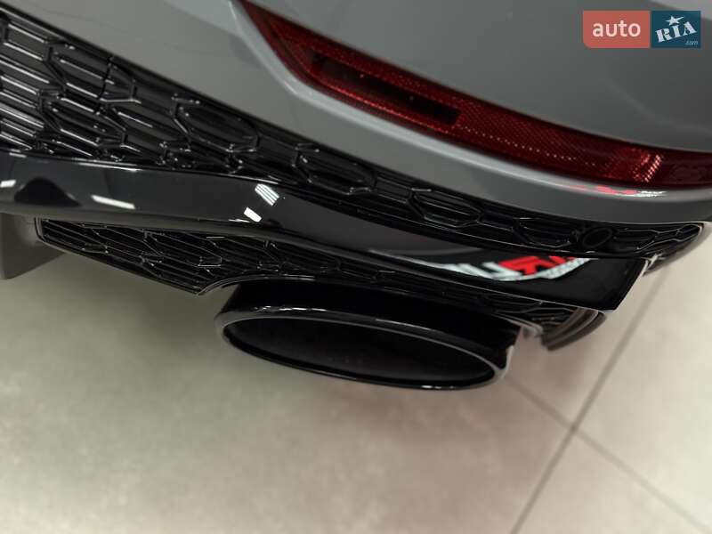 Позашляховик / Кросовер Audi RS Q8 2023 в Тернополі