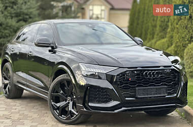 Внедорожник / Кроссовер Audi RS Q8 2023 в 