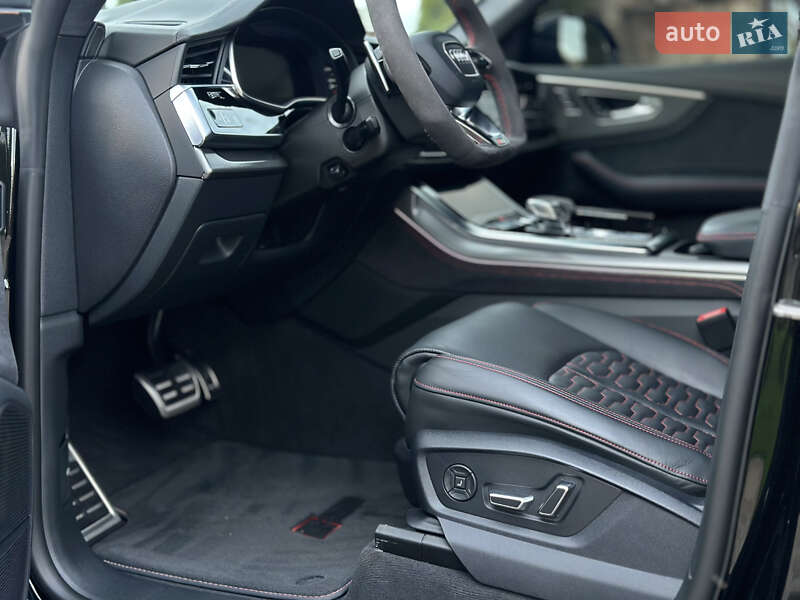 Внедорожник / Кроссовер Audi RS Q8 2023 в Ровно