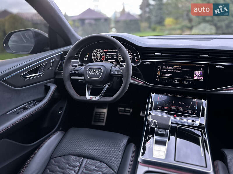 Внедорожник / Кроссовер Audi RS Q8 2023 в Ровно