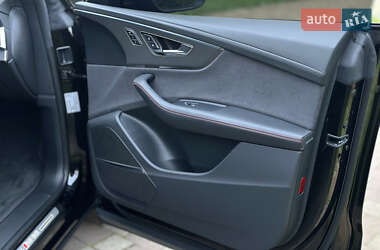 Внедорожник / Кроссовер Audi RS Q8 2023 в 