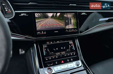 Внедорожник / Кроссовер Audi RS Q8 2023 в 