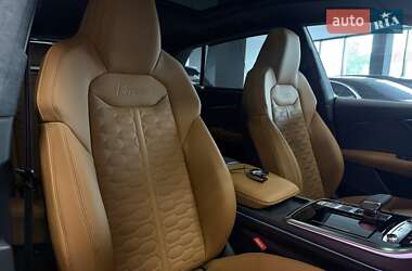 Внедорожник / Кроссовер Audi RS Q8 2025 в 