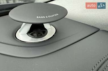 Внедорожник / Кроссовер Audi RS Q8 2023 в 