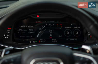 Внедорожник / Кроссовер Audi RS Q8 2020 в 