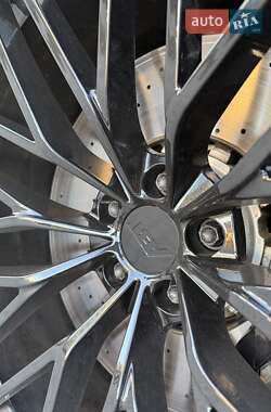 Внедорожник / Кроссовер Audi RS Q8 2024 в 