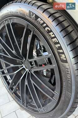 Внедорожник / Кроссовер Audi RS Q8 2024 в 