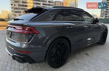 Внедорожник / Кроссовер Audi RS Q8 2024 в 