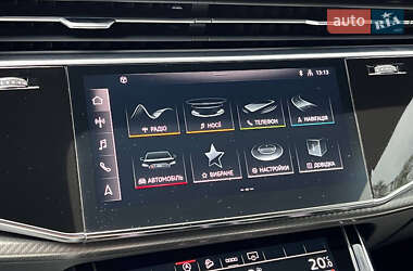 Внедорожник / Кроссовер Audi RS Q8 2023 в 