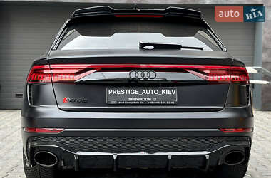 Внедорожник / Кроссовер Audi RS Q8 2020 в 