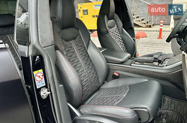 Внедорожник / Кроссовер Audi RS Q8 2020 в 