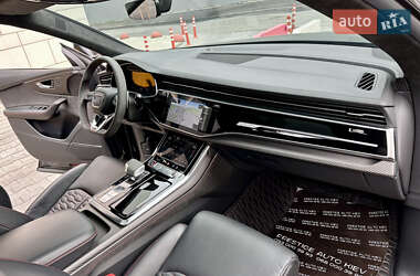 Внедорожник / Кроссовер Audi RS Q8 2020 в 