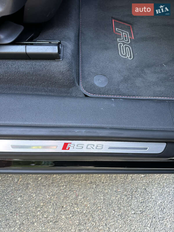 Позашляховик / Кросовер Audi RS Q8 2021 в Києві