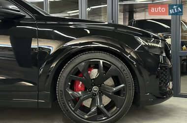 Внедорожник / Кроссовер Audi RS Q8 2021 в 