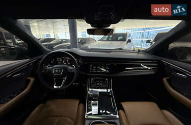 Внедорожник / Кроссовер Audi RS Q8 2021 в 