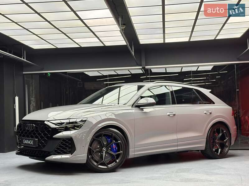 Внедорожник / Кроссовер Audi RS Q8 2025 в Киеве