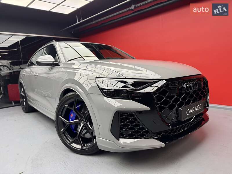 Внедорожник / Кроссовер Audi RS Q8 2025 в Киеве