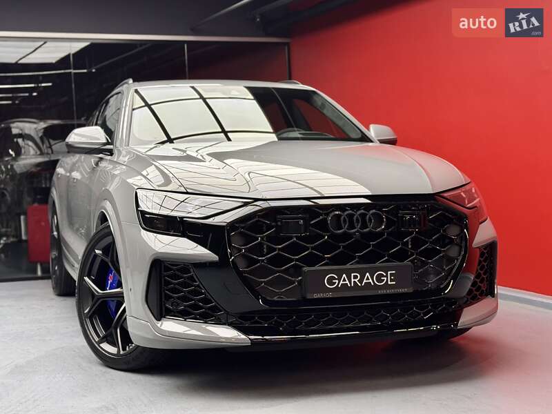 Внедорожник / Кроссовер Audi RS Q8 2025 в Киеве