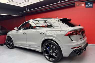 Внедорожник / Кроссовер Audi RS Q8 2025 в 