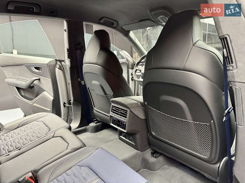 Внедорожник / Кроссовер Audi RS Q8 2025 в Киеве