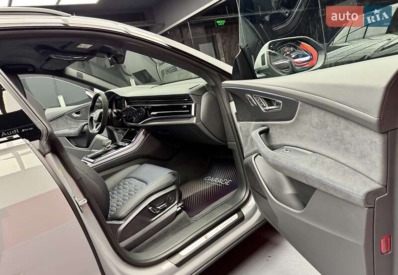 Внедорожник / Кроссовер Audi RS Q8 2025 в Киеве