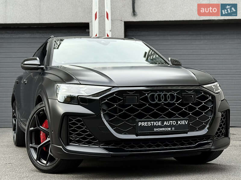 Внедорожник / Кроссовер Audi RS Q8 2024 в 