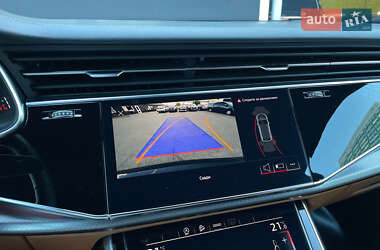 Внедорожник / Кроссовер Audi RS Q8 2020 в 