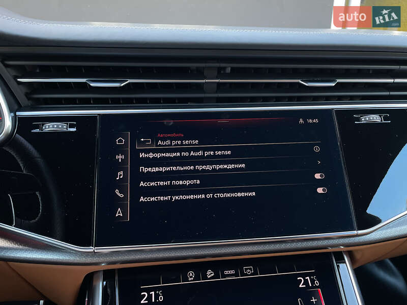 Внедорожник / Кроссовер Audi RS Q8 2020 в Киеве