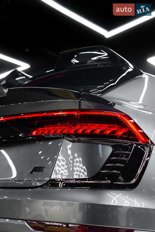 Внедорожник / Кроссовер Audi RS Q8 2020 в Ужгороде