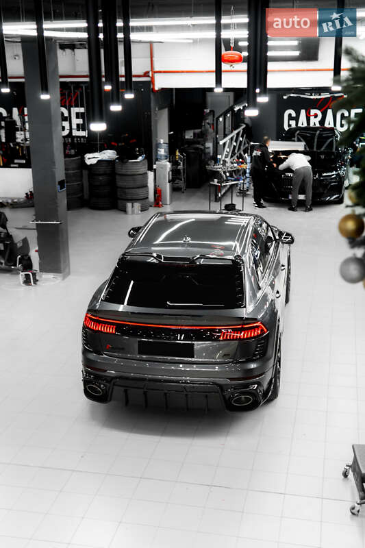 Внедорожник / Кроссовер Audi RS Q8 2020 в Ужгороде