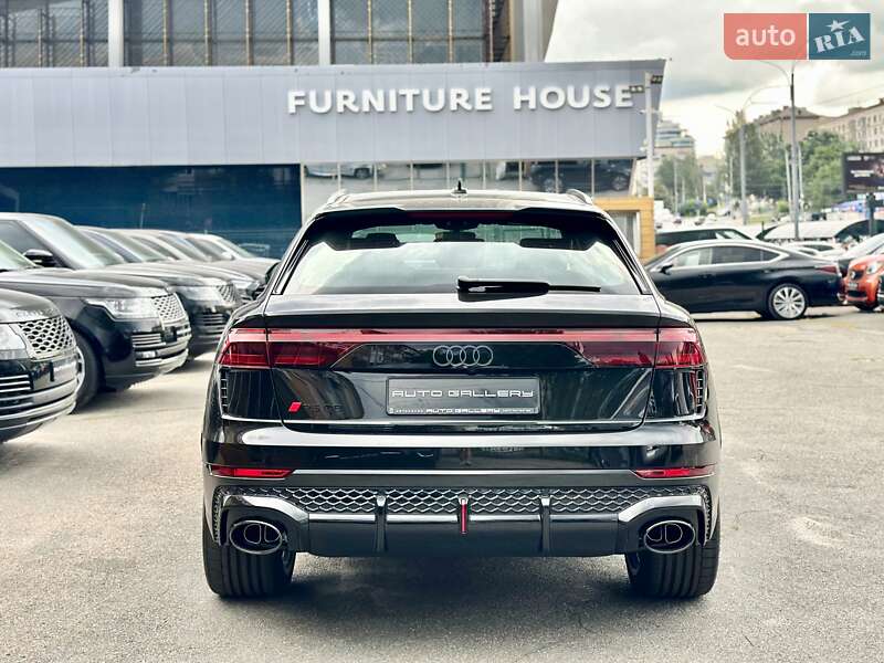Внедорожник / Кроссовер Audi RS Q8 2025 в Киеве